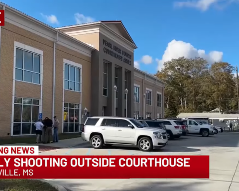 Mississippi woman murders husband outside of courthouse